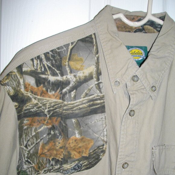 Cabela's tan and camo men's hunting long sleeved shirt, brushed cotton. Large. - Picture 4 of 4